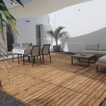 Casa-Suite Jalofa Holiday home El Golfo